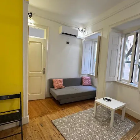 Behappy Terrace Interior View Apartamento Lisboa